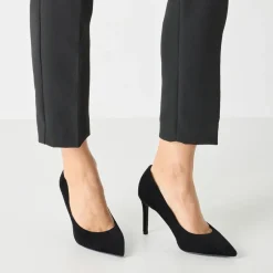 1-22480-42-Tamaris Clearance