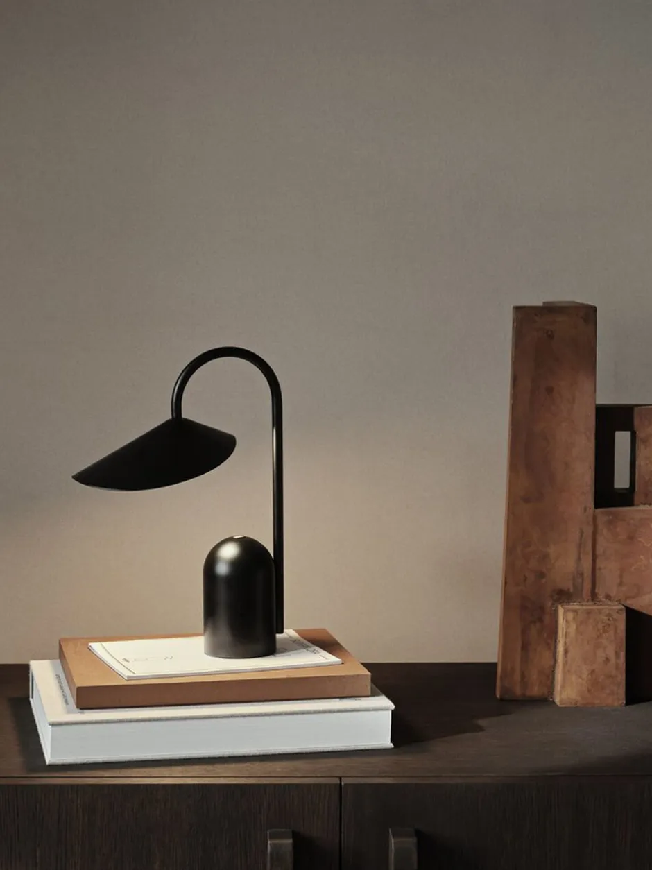 New Arum Portable Lamp - Black Bordlamper|Trådløse Lamper