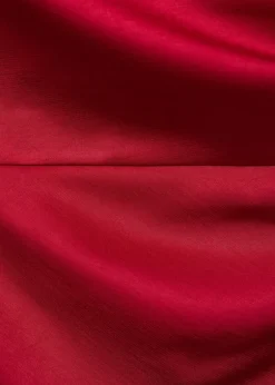 Clearance Asymmetrical satin dress with side Dame Kjoler