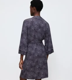 Aura Spotlight Robe 01-Triumph Discount