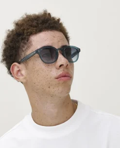 MessyWeekend Briller><noscript><img width=