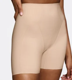 BMU Illusion Curve HW Short-Triumph Hot