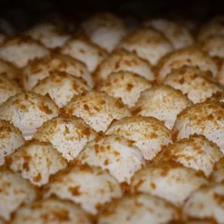 Caramel Filled Mallows + Crunchy Toffee-The Mallows