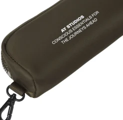 Dame AY Studios Festtasker><noscript><img width=