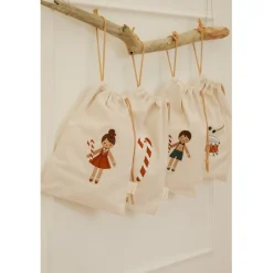 Best Christmas Gift Bags - Gingerbread Girl Dame Blazere & Veste