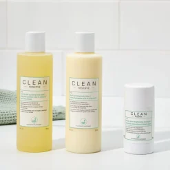 Reserve Body Kakadu Plum Brightening deodorant 56 g-Clean