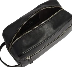 Crewmbg Toiletry Bag-Markberg New