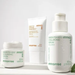 Daily UV Defense Sunscreen SPF 30 - UVA and UVB Protection-Innisfree New