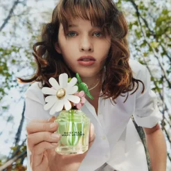 Daisy Wild-Marc Jacobs Hot