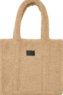 DilmaUM-Unmade Online