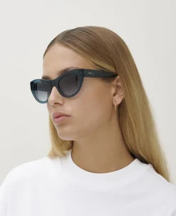 DONNA-MessyWeekend Sale