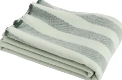 Duo Throw-Hay Outlet