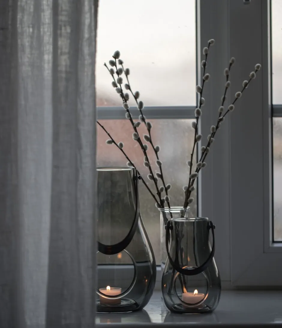 Holmegaard Lanterner>DWL Lanterne, smoke m. sort hank, H 29 cm