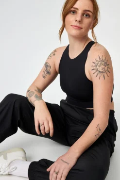 Dame Girlfriend Collective Sports Bh'Er><noscript><img width=