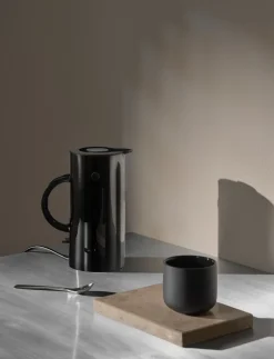 EM77 elkedel (EU) 0.5 l. black-Stelton Sale