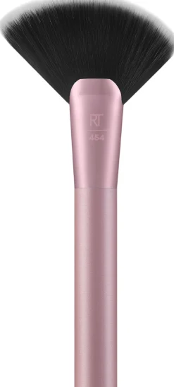 Extra Big Finishing Brush-Real Techniques Clearance