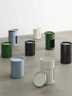 Hot Facet Cabinet incl. feet and castor Møbler