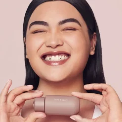 RARE BEAUTY Kropspleje><noscript><img width=