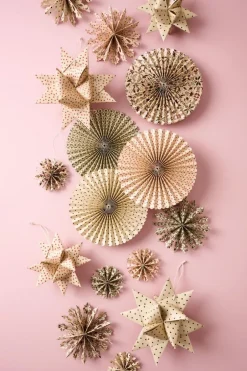 Ib Laursen Julepynt|Julepynt>Flettet stjerne t/ophæng lille m/røde hjerter