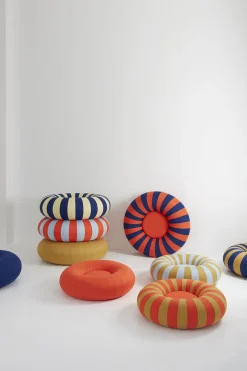 Online FLOAT, SMALL, DARK BLUE/OCHRE Møbler