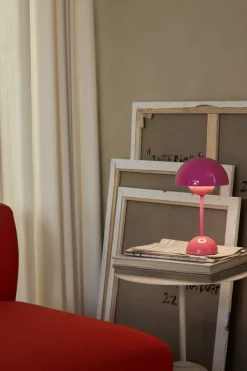 New Flowerpot Portable Lamp VP9, Magnetic Charger Bordlamper|Trådløse Lamper