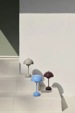 Outlet Flowerpot Portable Lamp VP9, Magnetic Charger Bordlamper|Trådløse Lamper