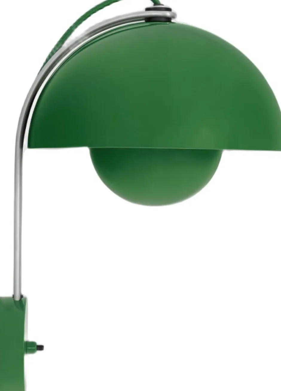 Flowerpot Wall Lamp VP8, Signal Green-&Tradition Online