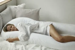 Børn Fossflakes Babyudstyr>U-Pillow, SR incl. White Jersey Cover