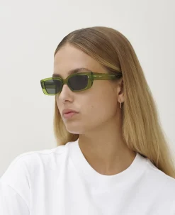 MessyWeekend Briller><noscript><img width=