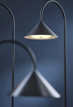 Clearance Grasp Portable H72 Gulvlamper