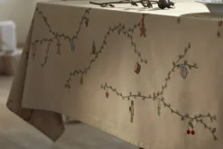 Clearance Hammershøi Christmas Dug 150x270 cm sand Tekstiler Til Borddækning|Juletekstiler