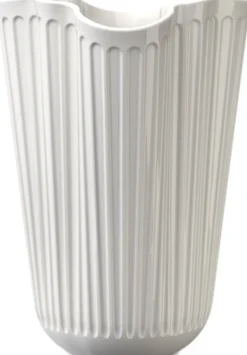 Sale Hammershøi Unfold Vase H16. 5 cm hvid Vaser & Urtepotteskjulere