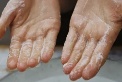 Hand- Body wash Lemongrass 240 ml-L:a Bruket Online