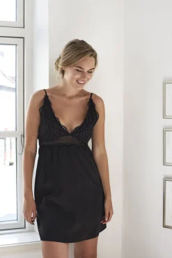 Hot Jessie chemise w/lace & padding Dame Chemiser & Underkjoler