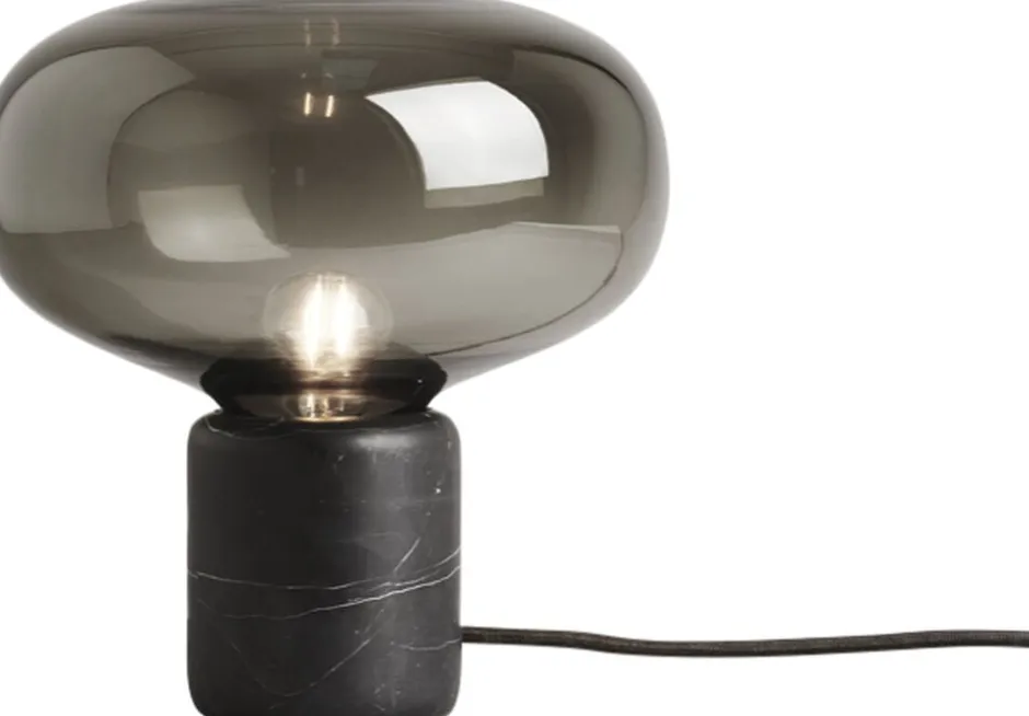 Karl-Johan bordlampe-New Works