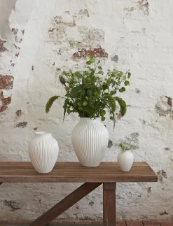 Knabstrup Keramik Vaser & Urtepotteskjulere>Knabstrup, vase, riller hvid, 27 cm