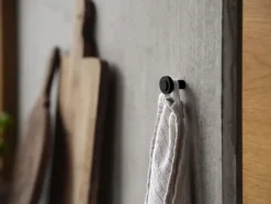 Zone Knager & Knagerækker>Krog Sensu 2,5 x 3 cm 2 stk. Black Birk