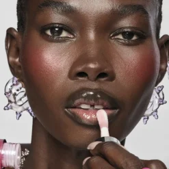 Kush Best Buds Lip Oil Duo - Et sæt med to Kush Lip Oils-Milk Hot