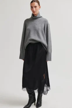 Hot Lacia Skirt Dame Fest