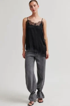 Best Lacia Strap Top Dame Fest