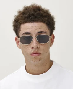 MessyWeekend Briller><noscript><img width=