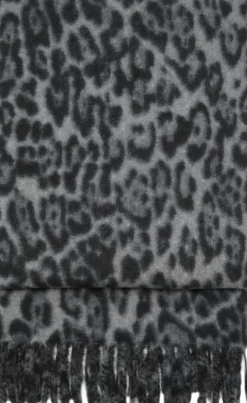 Leopard scarf with fringes-MANGO