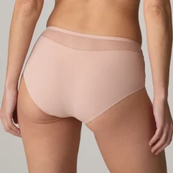 Dame Marie Jo Trusser><noscript><img width=