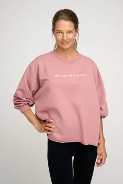 mantra sweat-moshi moshi mind Hot