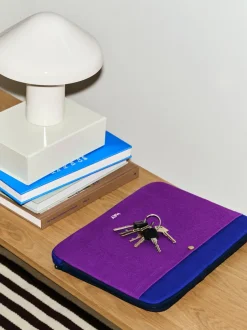 Dame Hay Tech Covers><noscript><img width=