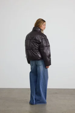 Dame Noisy may Jakker & Frakker><noscript><img width=