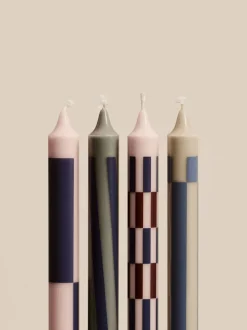 Clearance Pattern Candle - Set of 4 Lys & Lysestager