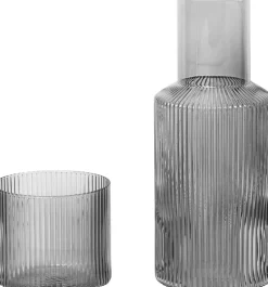 Ferm Living Karafler & Kander>Ripple Small Carafe Set - Smoked Grey