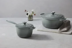 Le Creuset Gryder & Pander><noscript><img width=