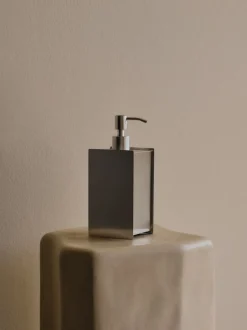 Hot Sama Soap Dispenser - Brushed Stainless Badeværelsestilbehør